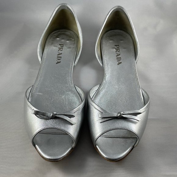 Prada Metallic Silver Flat Sandals EU37 WHAT A STEAL! - Picture 1 of 8